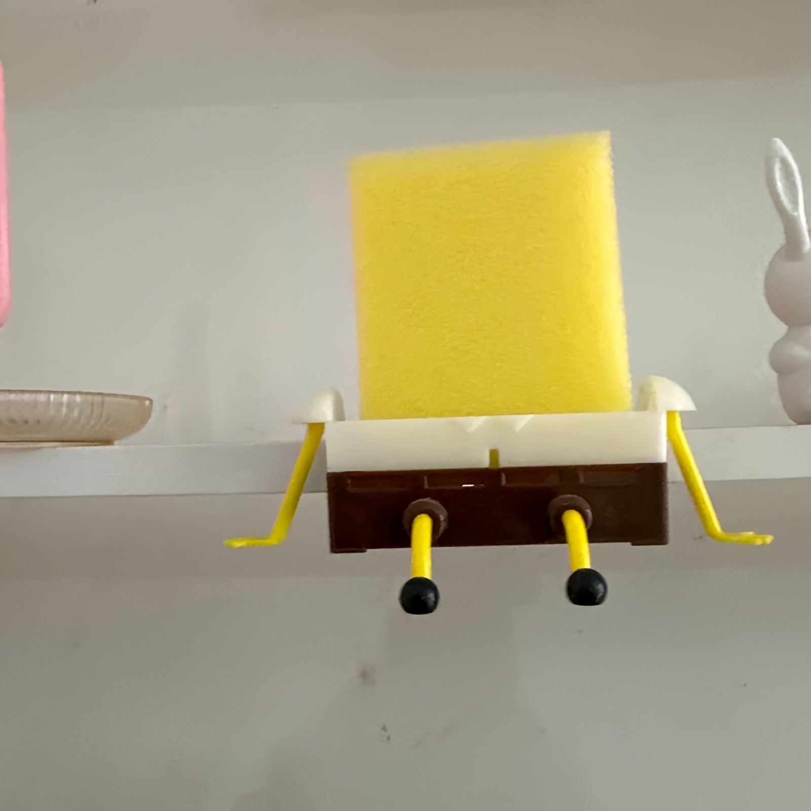 1pc Cartoon Sponge Drain Rack - Fun Bathroom Shower Caddy with Hanging Storage Organizer, Special Features for Kitchen and Coffee Bar Accessories, Space-Saving Design and Easy Cleaning