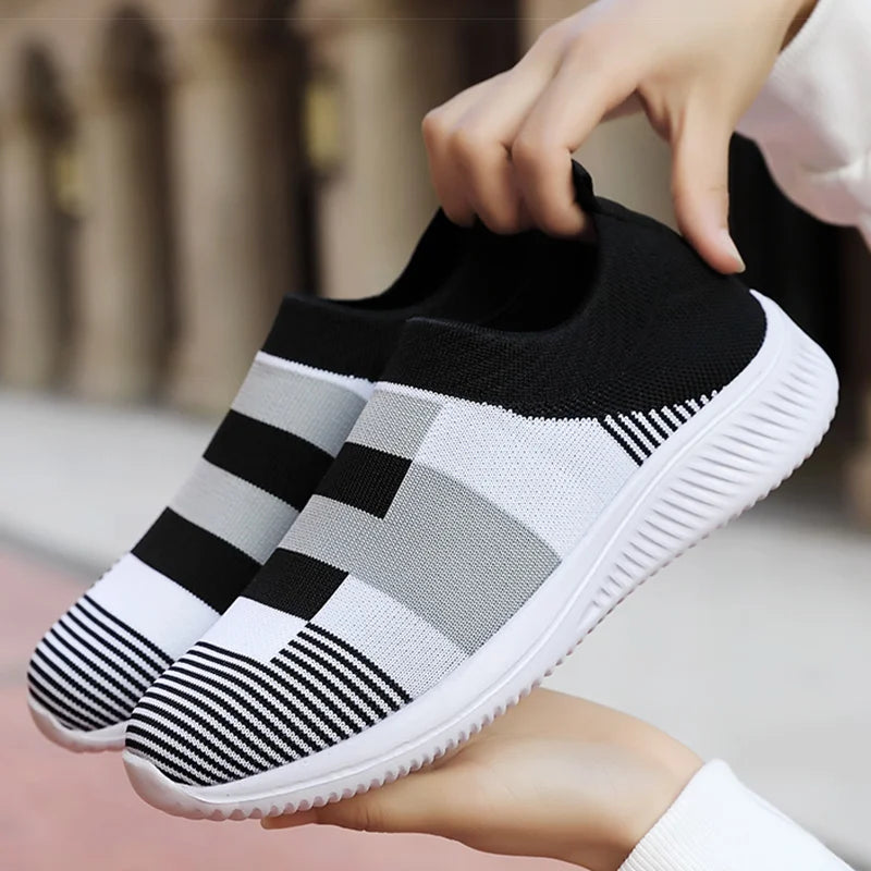 Women's Sports Shoes 2025 Soft Shoes Woman Casual Zapatillas De Mujer Slip-on Footwear Flat Casual Shoes Sneakers Tennis Female