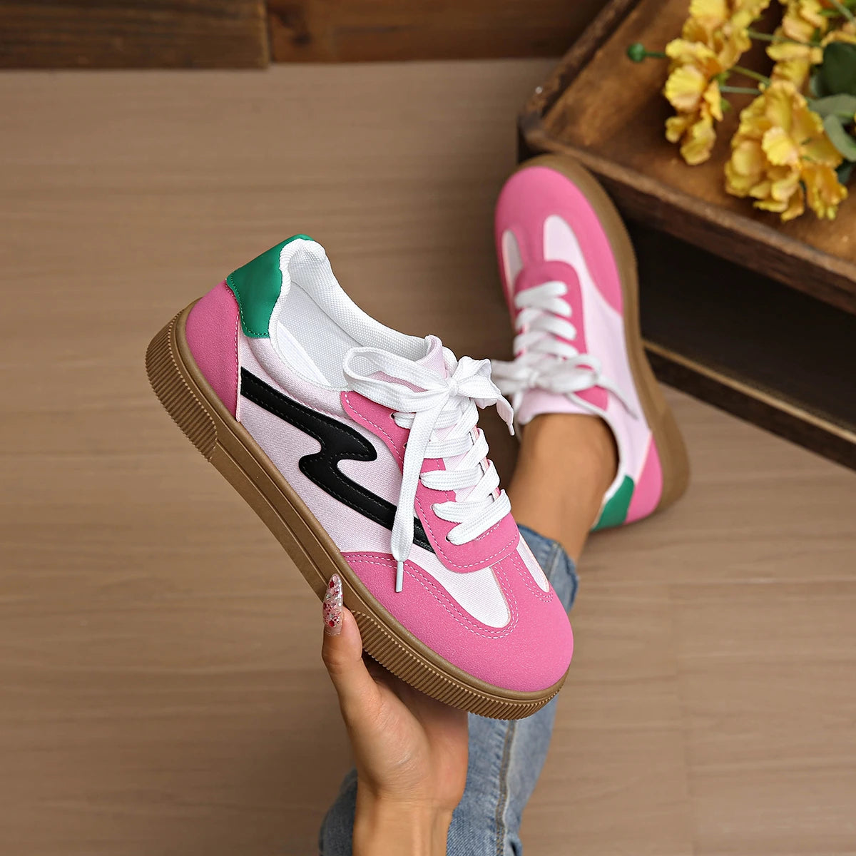 Women Tennis Sneakers Flats Ladies Fashion Mixed Colors Lace-up Vulcanized Shoes Spring Autumn Woman Outdoor Trainers Footwear