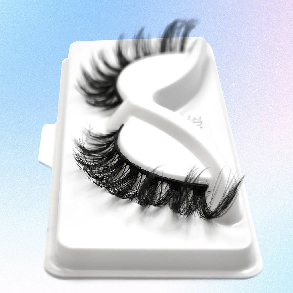 DD Crul Cat Eye Lashes Long Lashes Cat Eye Look Wispy Lashes Eye