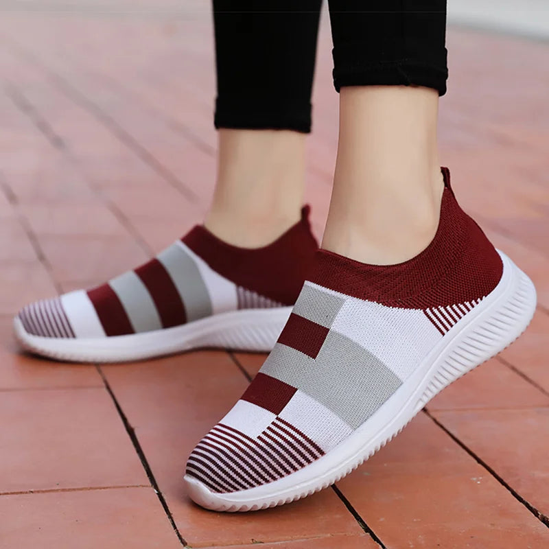 Women's Sports Shoes 2025 Soft Shoes Woman Casual Zapatillas De Mujer Slip-on Footwear Flat Casual Shoes Sneakers Tennis Female