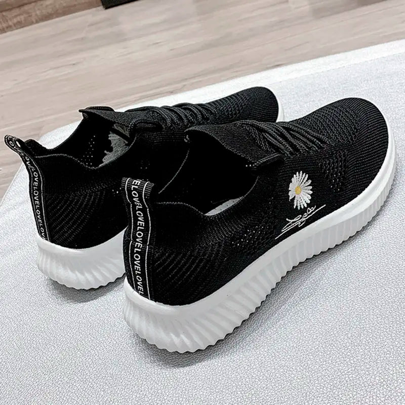 Sports Shoes for Women Sport Sneaker Casual Comfortable and Elegant Flat Low Cute White Hit Fashion Women's Tennis 2025 Summer