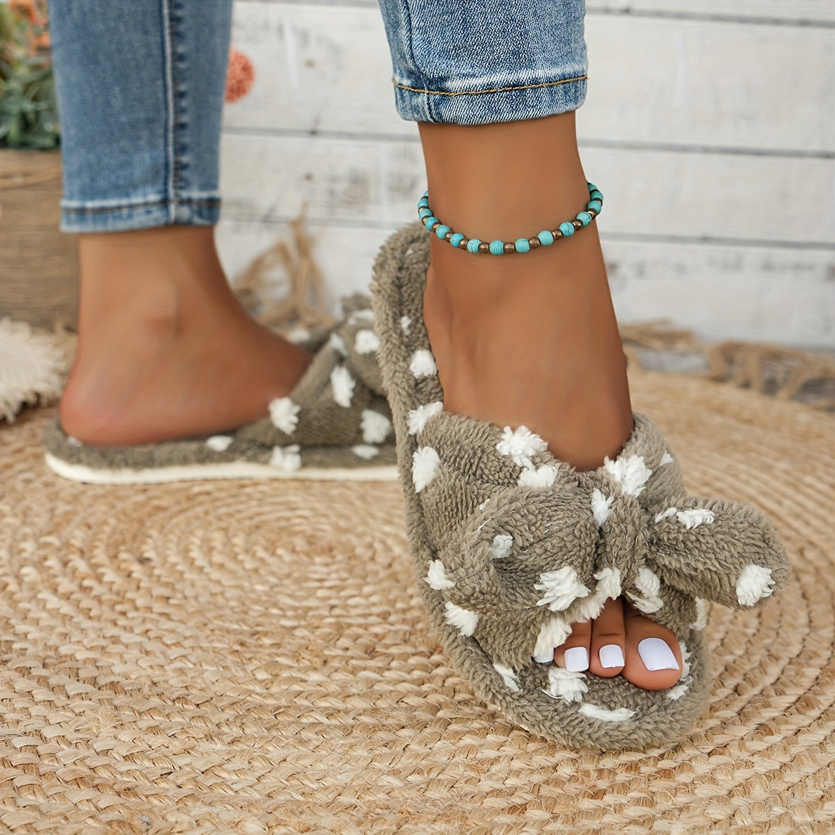 Cozy & Cute Women's Plush Slippers with Polka Dot Bow Design - Soft, Warm Indoor Footwear with Non-Slip EVA Sole, Perfect for Home Comfort in Spring & Autumn, House Slippers